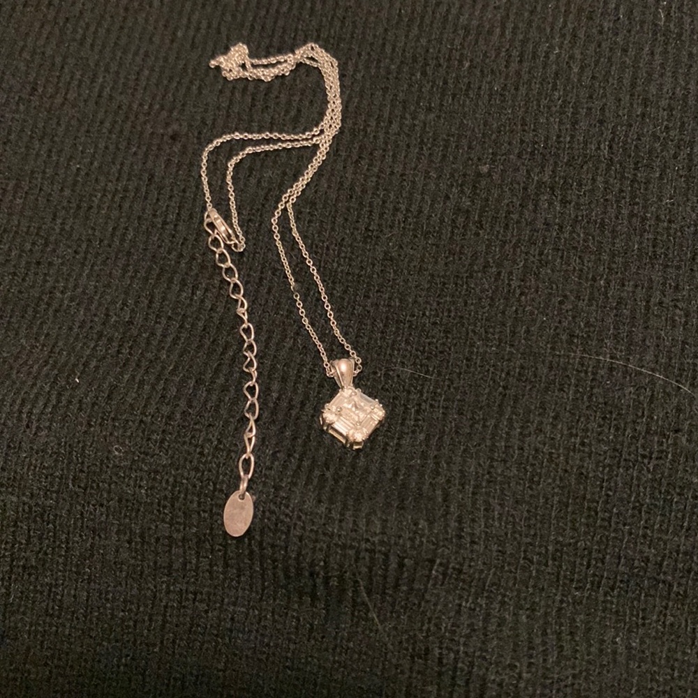 White sapphire pendant